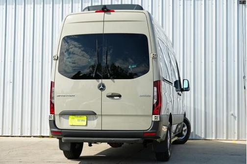 2024 Mercedes-Benz Sprinter 2500 Standard Roof