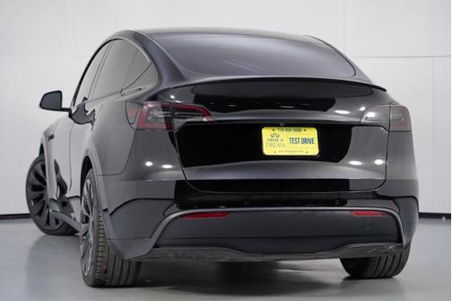 2022 Tesla Model Y Performance Dual Motor All-Wheel Drive