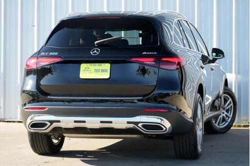 2023 Mercedes-Benz GLC 300 4MATIC