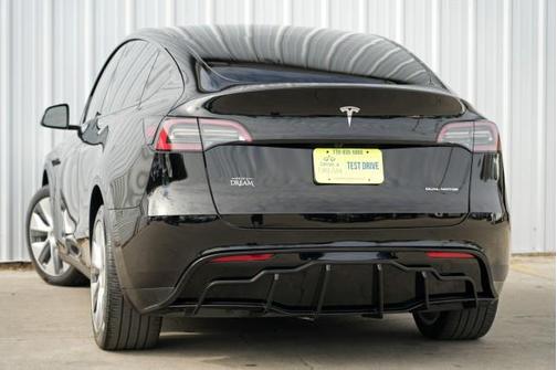 2023 Tesla Model Y Long Range Dual Motor All-Wheel Drive