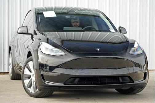 2023 Tesla Model Y Long Range Dual Motor All-Wheel Drive