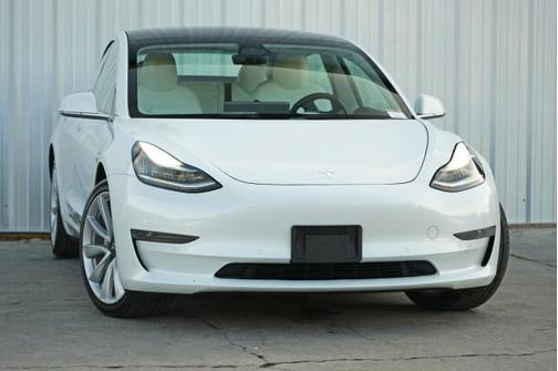2019 Tesla Model 3 Standard Range Plus