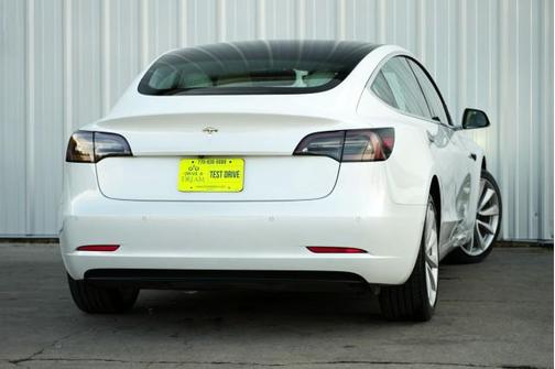 2019 Tesla Model 3 Standard Range Plus