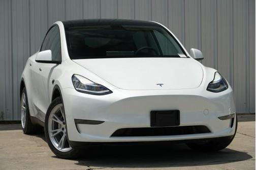 2023 Tesla Model Y Long Range Dual Motor All-Wheel Drive