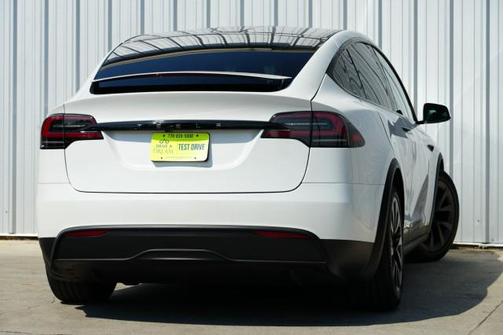 2024 Tesla Model X Long Range