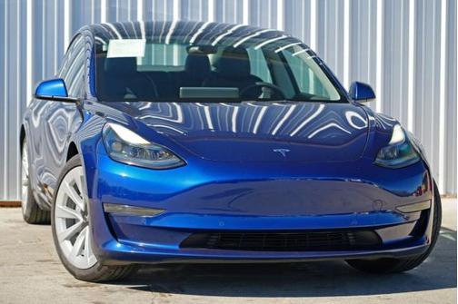 2022 Tesla Model 3 Standard Range