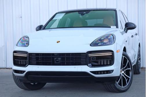 2022 Porsche Cayenne E-Hybrid S