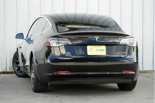 2020 Tesla Model 3 Long Range