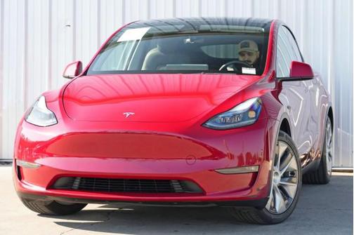 2022 Tesla Model Y Long Range Dual Motor All-Wheel Drive