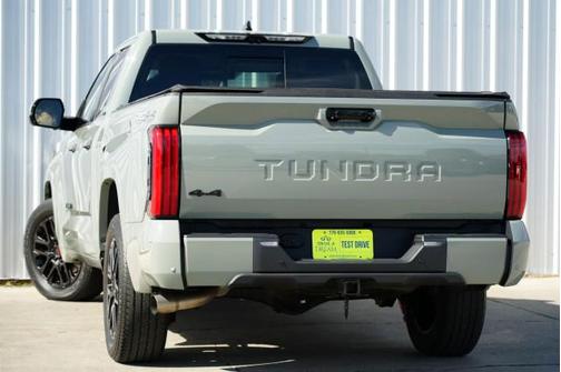 2022 Toyota Tundra SR5