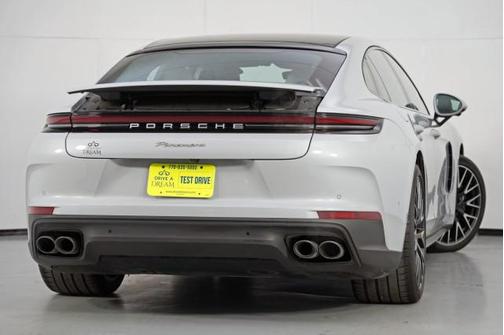 2024 Porsche Panamera 4
