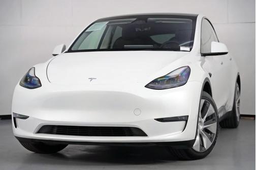 2023 Tesla Model Y Long Range Dual Motor All-Wheel Drive
