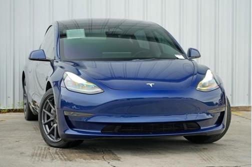 2022 Tesla Model 3 Standard Range