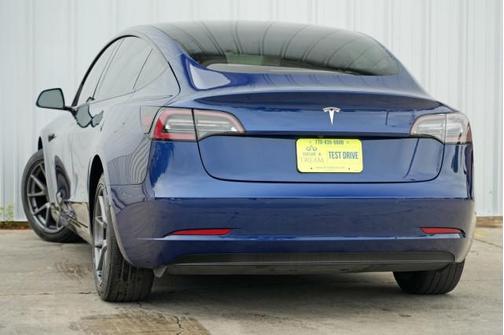 2022 Tesla Model 3 Standard Range