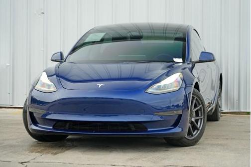 2022 Tesla Model 3 Standard Range
