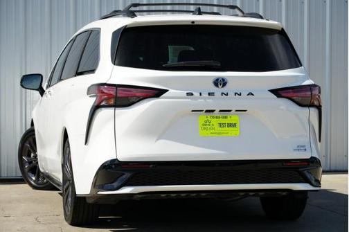 2024 Toyota Sienna XSE 7 Passenger