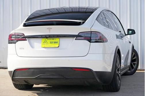 2023 Tesla Model X Standard Range