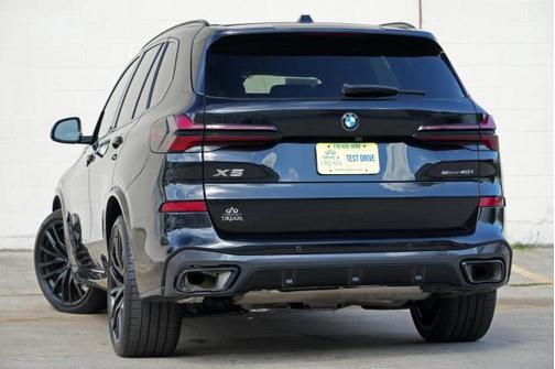 Black Sapphire Metallic 2024 BMW X5 sDrive40i