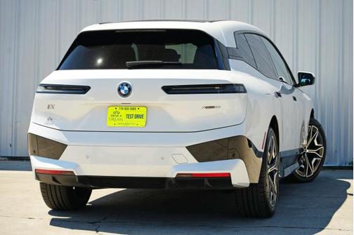 2022 BMW iX xDrive50