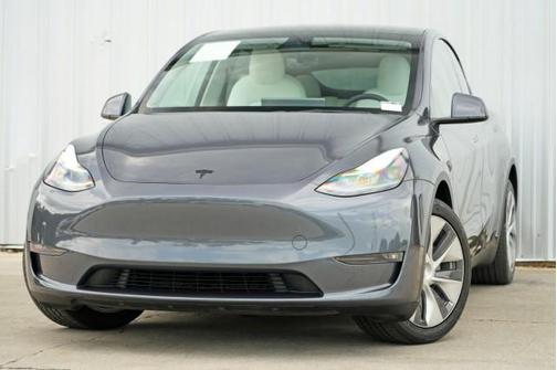 2023 Tesla Model Y Long Range Dual Motor All-Wheel Drive