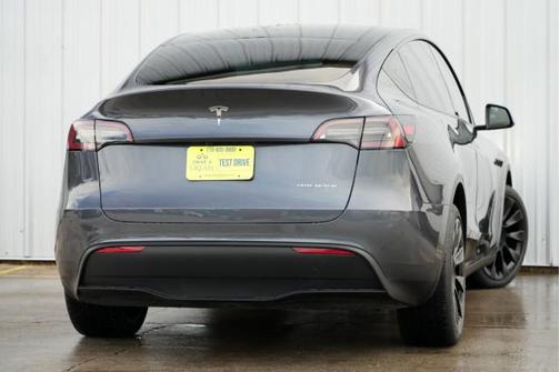 2023 Tesla Model Y Long Range Dual Motor All-Wheel Drive