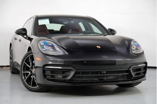 2022 Porsche Panamera 4