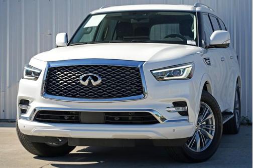 2023 INFINITI QX80 Luxe
