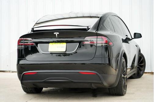 2022 Tesla Model X Dual Motor All-Wheel Drive
