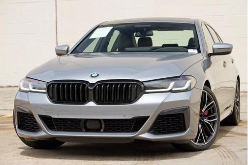 Skyscraper Gray Metallic 2023 BMW 540 i