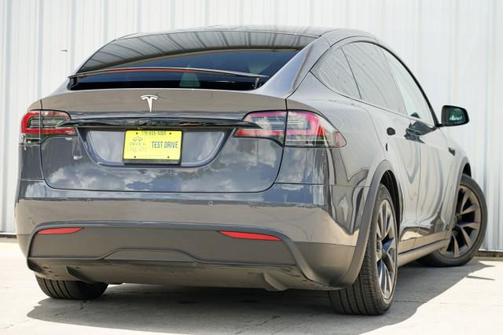 2022 Tesla Model X Dual Motor All-Wheel Drive