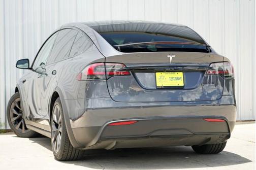 2022 Tesla Model X Dual Motor All-Wheel Drive