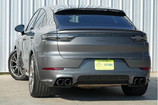 2022 Porsche Cayenne GTS