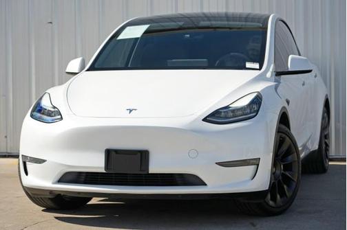 2023 Tesla Model Y Long Range Dual Motor All-Wheel Drive