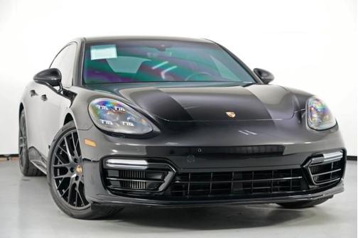 2020 Porsche Panamera GTS
