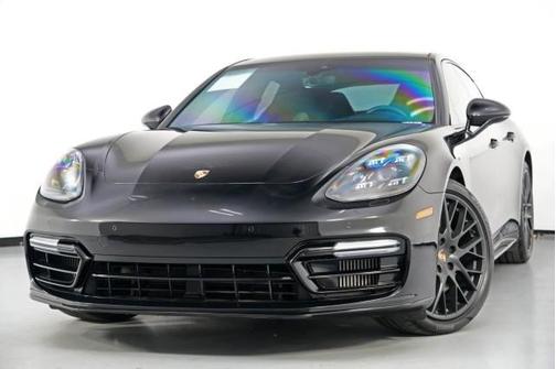 2020 Porsche Panamera GTS