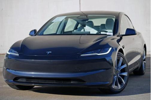 Stealth Grey 2024 Tesla Model 3 Standard Range