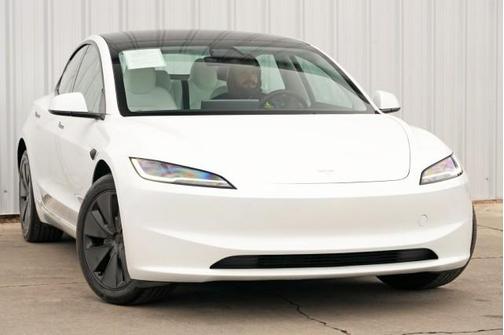 2025 Tesla Model 3 Long Range