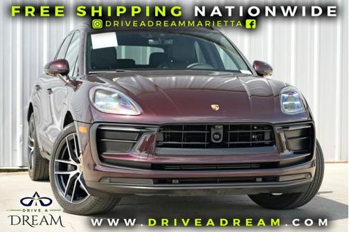 2023 Porsche Macan T w/ Premium Plus Package