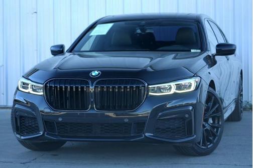 2022 BMW 750 i xDrive