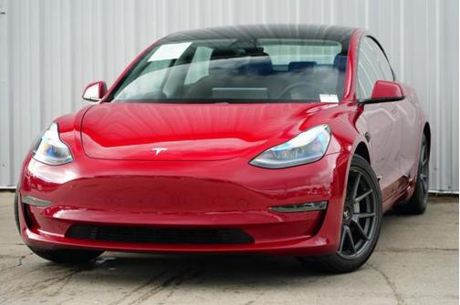 2021 Tesla Model 3 Standard Range Plus