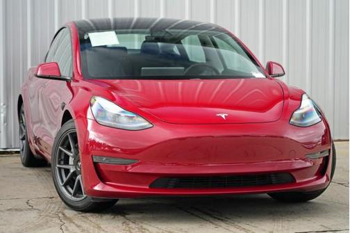 2021 Tesla Model 3 Standard Range Plus