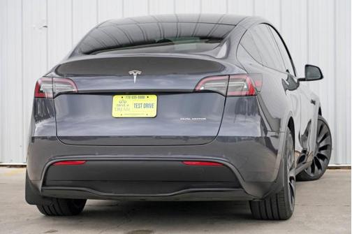 2022 Tesla Model Y Performance Dual Motor All-Wheel Drive