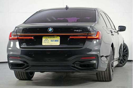2022 BMW 740 i