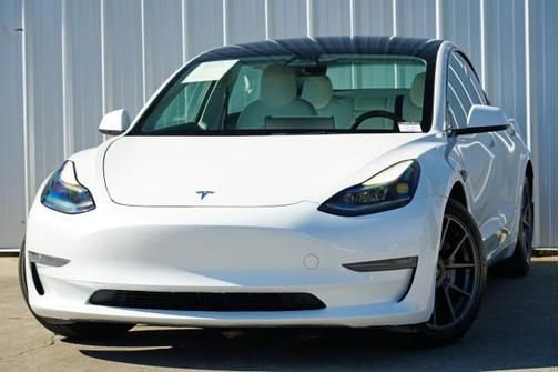 2022 Tesla Model 3 Long Range
