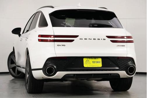 2023 Genesis GV70 3.5T AWD Sport