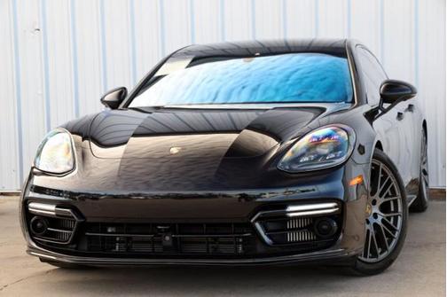 2022 Porsche Panamera Turbo S