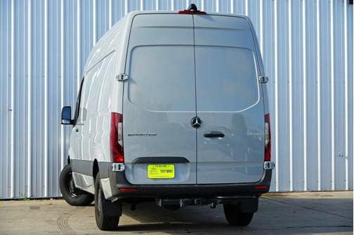 2023 Mercedes-Benz Sprinter 2500 Standard Roof