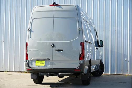 2023 Mercedes-Benz Sprinter 2500 Standard Roof