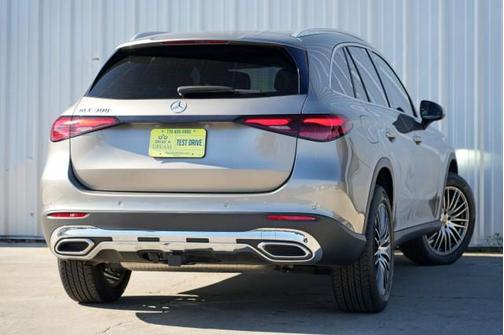 2023 Mercedes-Benz GLC 300 Base