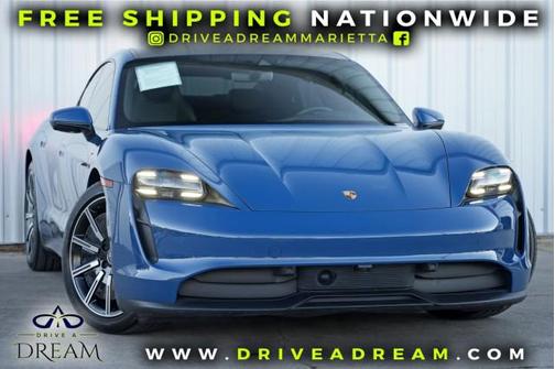 2022 Porsche Taycan w/ Premium Pcakage